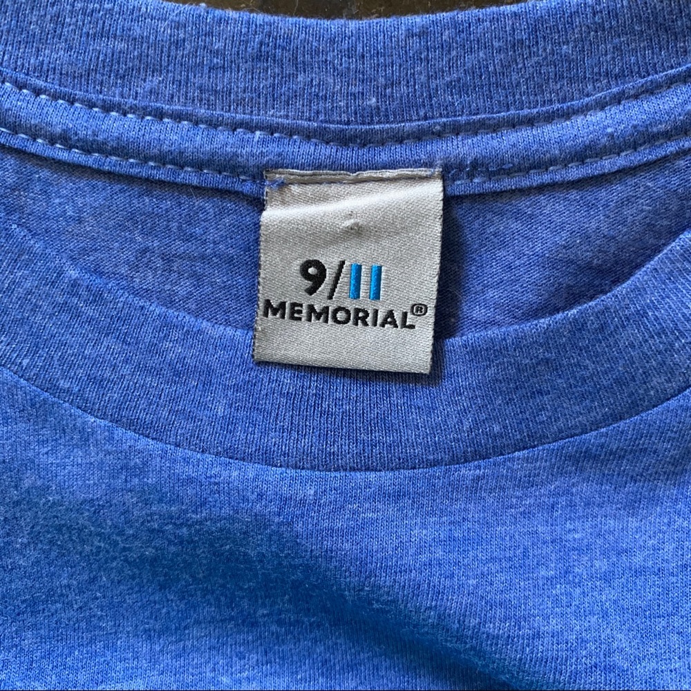 9/11 Memorial shirt ❤️🤍💙 - Picture 3 of 6